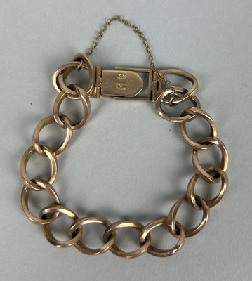 Lot 328A - A CHINESE GOLD BRACELET