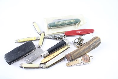 Lot 1200 - A COLLECTION OF FIFTEEN VINTAGE ASSORTED POCKET KNIVES (15)