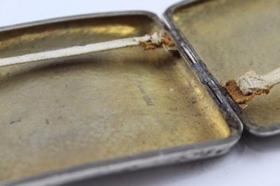 Lot 333 - A .925 STERLING SILVER HAMMERED CIGARETTE CASE