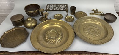 Lot 523 - A COLLECTION OF BRASS ITEMS TO INCLUDE ISLAMIC