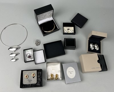 Lot 225 - SILVER AND COSTUME JEWELLERY TO INCLUDE JENSEN, CHRISTIAN DIOR