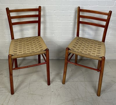 Lot 1135 - A PAIR OF GIO PONTI STYLE CHAIRS