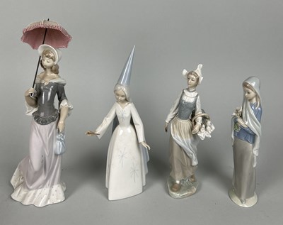 Lot 1253 - FOUR LLADRO STATUETTES (4)