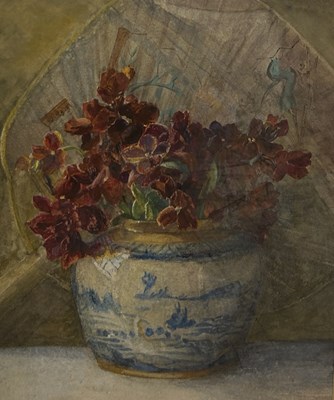 Lot 819 - HELEN THORNYCROFT (BRITISH 1838-1937): A WATERCOLOUR PAINTING ON PAPER DEPICTING A STILL LIFE WITH A CHINESE VASE AND FLOWERS