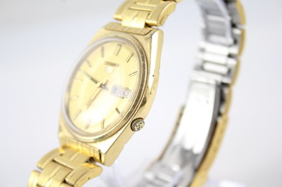 Lot 433 - A MEN'S VINTAGE SEIKO 5 SPORTS WATCH
