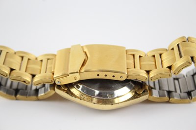 Lot 433 - A MEN'S VINTAGE SEIKO 5 SPORTS WATCH