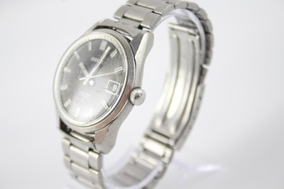 Lot 438 - A MEN'S VINTAGE SEIKO WATCH