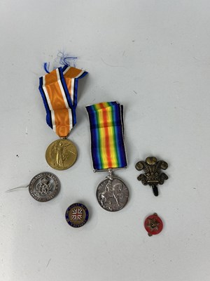 Lot 1243 - WW1 MEDALS TO INCLUDE NAMED PTE W.H. WILLIS