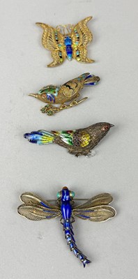 Lot 321C - SILVER JEWELLERY TO INCLUDE BIRD, DRAGONFLY, BUTTERFLY BROOCHES