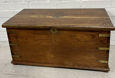 Lot 1100 - A CAMPAIGN STYLE BRASS BOUND TRUNK