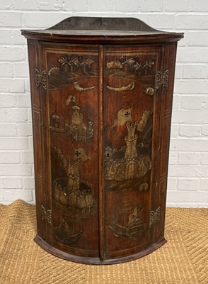 Lot 1001 - A 19TH CENTURY RED LACQUERED CORNER CABINET PAINTED WITH SCENES OF EUROPEAN CASTLES