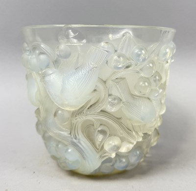 Lot 548 - RENE LALIQUE (1860-1945): A MOULDED GLASS 'AVALON' VASE, ETCHED R. LALIQUE AND NUMBERED 986