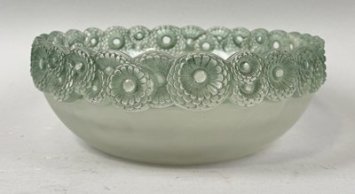 Lot 580 - RENE LALIQUE (1860-1945): A MOULDED GLASS BOWL WITH FLORAL RIM