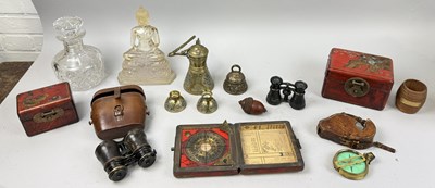 Lot 622 - A GROUP OF ITEMS TO INCLUDE ISLAMIC, CHINESE, ELLIOT BROS COMPASS, STEWARD BINOCULARS ETC