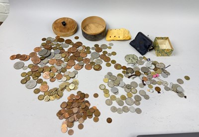 Lot 1205 - A COLLECTION OF MISCELLANEOUS COINS (QTY)