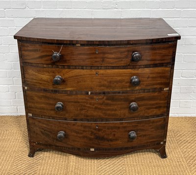 Lot 1111 - A GEORGIAN MAHOGANY CHEST OF DRAWERS