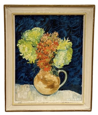 Lot 906 - 20TH CENTURY SCHOOL: AN OIL PAINTING ON BOARD DEPICTING A STILL LIFE WITH FLOWERS