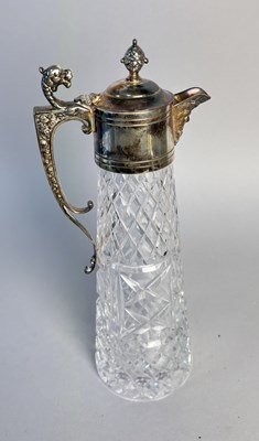 Lot 266 - A SILVER PLATED CRYSTAL GLASS CLARET JUDGE