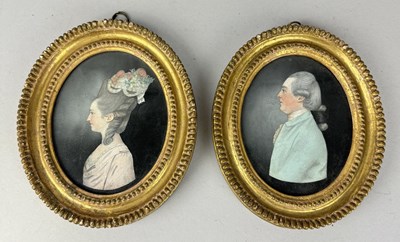 Lot 725 - ATTRIBUTED TO JAMES SHARPLES (AMERICAN CIRCA 1751-1811): A PAIR OF PAINTINGS ON PAPER DEPICTING A GENTLEMAN AND A LADY