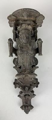 Lot 617 - A 19TH CENTURY CARVED FIGURAL WOOD CORBEL