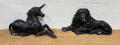 Lot 550 - A PAIR ROYAL CAST IRON LION AND UNICORN EMBLEMS