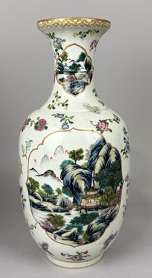 Lot 220 - A CHINESE PORCELAIN REPUBLIC VASE WITH RED SEAL ON BASE