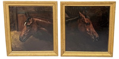 Lot 805 - A PAIR OF OIL PAINTINGS ON BOARD DEPICTING HORSES