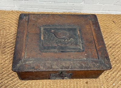Lot 632 - A WOODEN BOX WITH CARVED GROUSE AND HUNTING SCENE