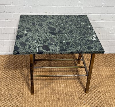 Lot 1081 - A GREEN MARBLE TOP TABLE WITH BRASS BASE