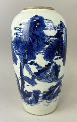 Lot 177 - A CHINESE BLUE AND WHITE VASE, KANGXI PERIOD