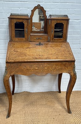 Lot 957 - A 19TH CENTURY DUTCH WALNUT BUREAU