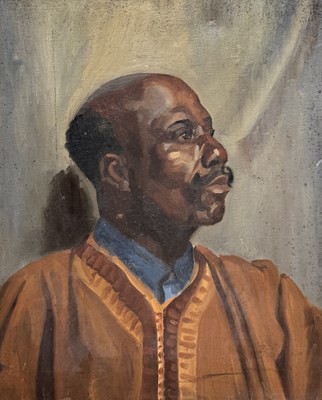 Lot 740 - EARLY 20TH CENTURY FRENCH SCHOOL: AN OIL PAINTING ON CANVAS DEPICTING A PORTRAIT OF AN AFRICAN MAN