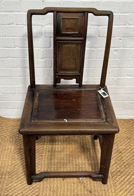 Lot 1084 - A CHINESE HARDWOOD CHAIR