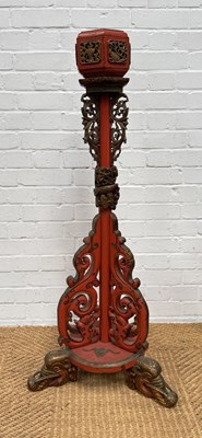 Lot 59 - A CHINESE RED AND GOLD FLOOR CANDLE STAND, STRAITS CHINESE OR PERANAKAN, 19TH CENTURY