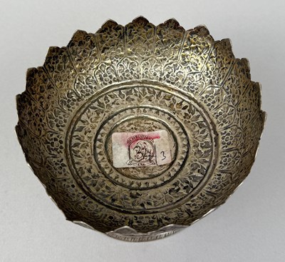 Lot 106 - A THAI FINELY CHASED SILVER FOOTED BOWL, THAILAND, 19TH CENTURY