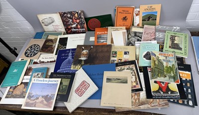 Lot 1139 - A LARGE GROUP OF FINE ART CATALOGUES