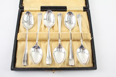 Lot 330 - A SET OF SIX .925 SILVER TEASPOONS