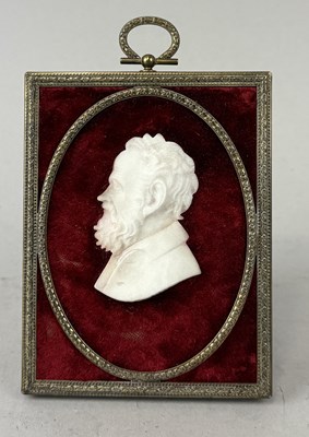 Lot 610 - A 19TH CENTURY ITALIAN DECORATIVE ALABASTER SILHOUETTED PORTRAIT OF GALILEO GALILEI (1564-1642)