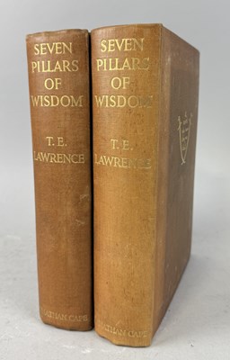 Lot 1121 - T.E. LAWRENCE, SEVEN PILLARS OF WISDOM, TWO VOLUMES, FIRST PUBLISHED FOR GENERAL CIRCULATION 1935, JONATHAN CAPE, LONDON
