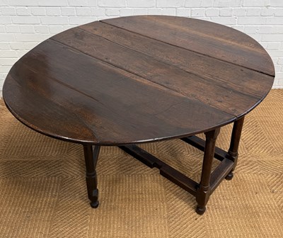 Lot 966 - AN 18TH CENTURY GATELEG TABLE