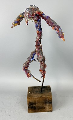 Lot 683 - AN ABSTRACT SCULPTURE OF A FIGURE