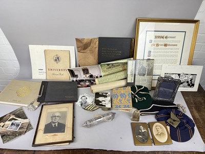 Lot 587 - PERSONAL PROPERTY OF SIR BRIAN WILLIAMSON, LIFFE CHAIRMAN WHO BROUGHT RAW ENERGY TO LONDON'S SQUARE MILE