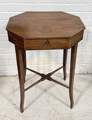 Lot 1039 - A GEORGIAN OCTAGONAL SEWING TABLE WITH SWIVEL TOP