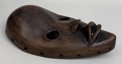 Lot 588 - AN AFRICAN TRIBAL IVORY COAST DAN MASK