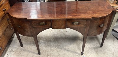 Lot 1008A - A GEORGIAN MAHOGANY SIDEBOARD