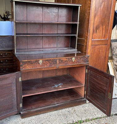 Lot 1122E - A 19TH CENTURY ROSEWOOD CABINET