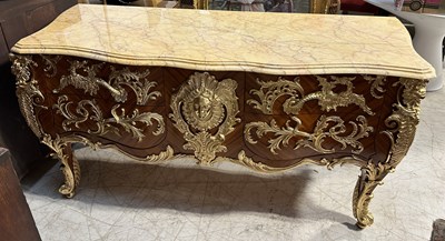 Lot 1055A - AFTER FRANCOIS LINKE: A LOUIS XVI STYLE COMMODE WITH MARBLE TOP