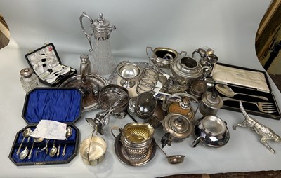 Lot 1258A - A COLLECTION OF SILVER PLATE (QTY)