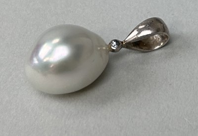 Lot 217A - AN AUSTRALIAN PEARL PENDANT