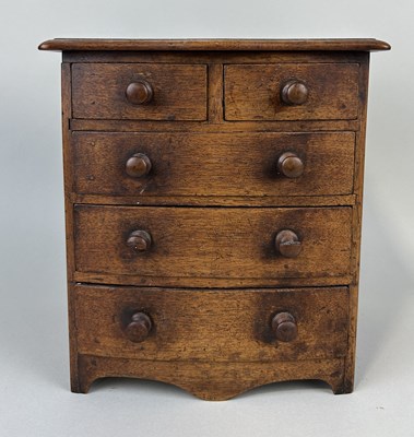 Lot 926 - A 19TH CENTURY MINIATURE MAHOGANY APPRENTICE CHEST OF DRAWERS